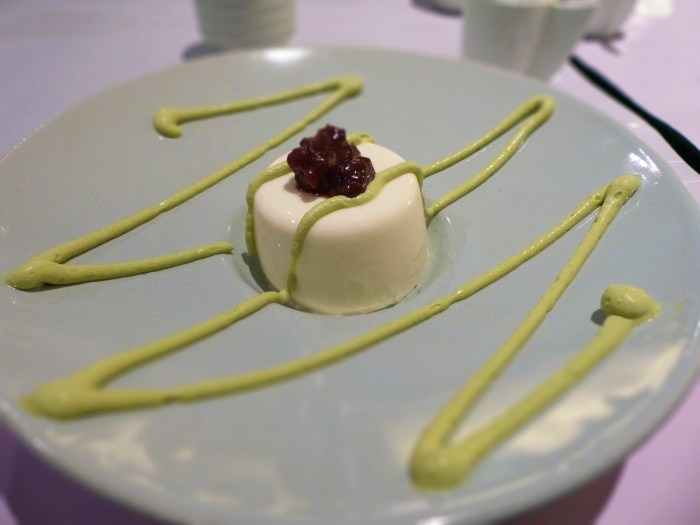 Milk Custard with Red Bean