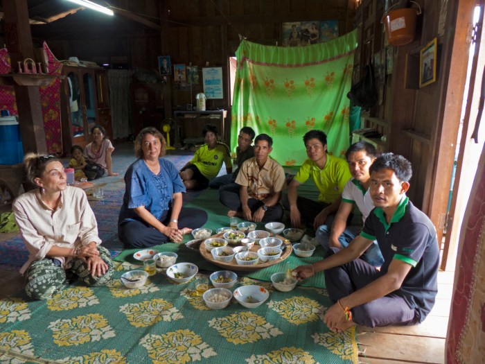 Delphine, Claire Wipad, 2 freinds of Wipad, Aod