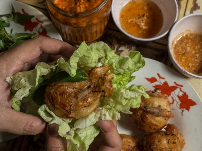 Shrimp cakes at market