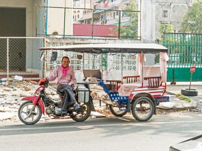 Tuk Tuk in Phom Penh