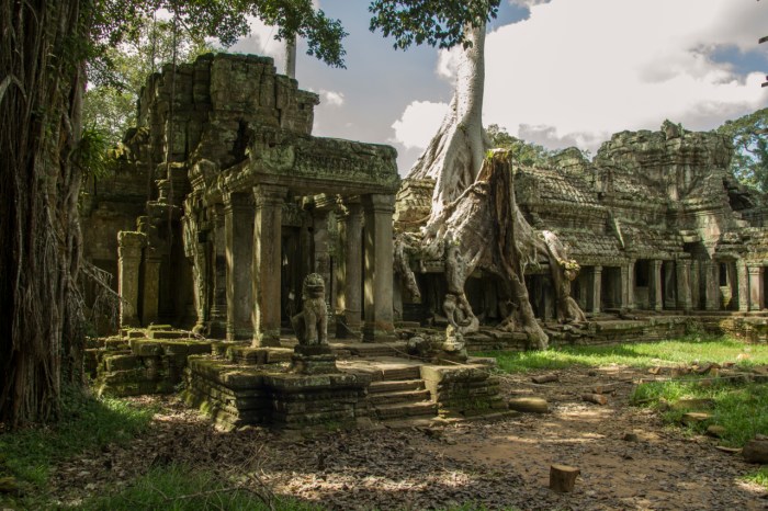 Preah Kahn a beautiful temple overrun by the jungle