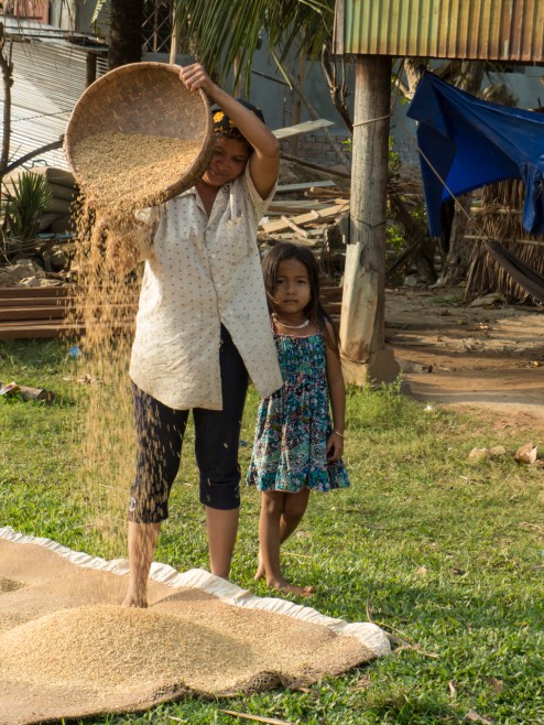 Cambodia - Mother and daughter Kampot